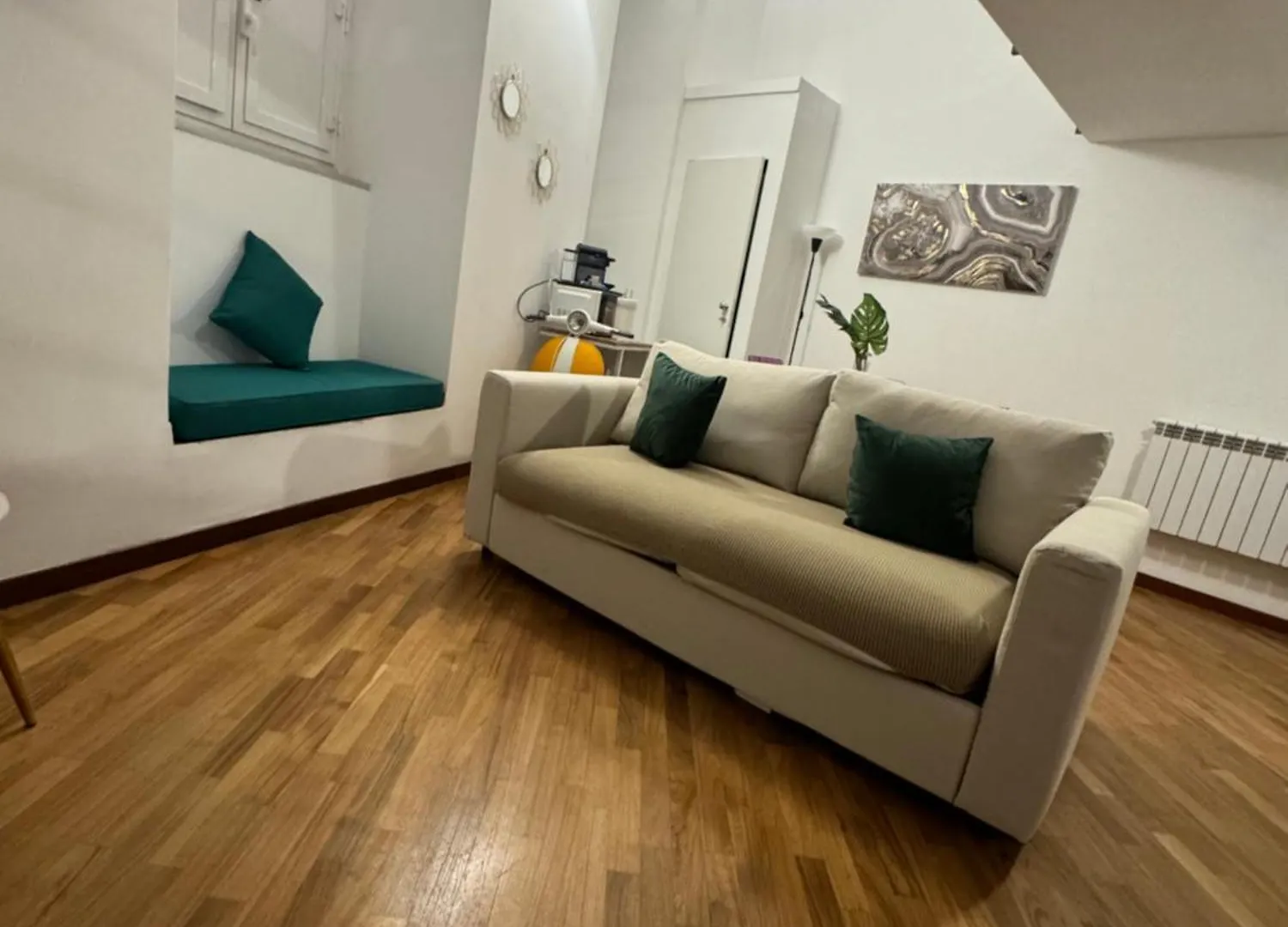 Guest house La Maison Toledo Naples Italy
