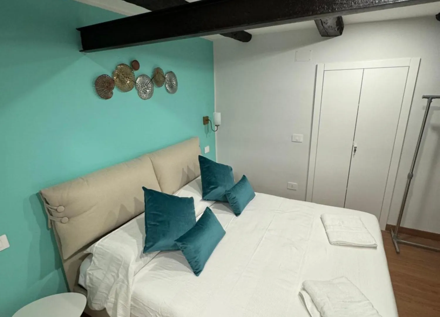 Guest house La Maison Toledo Naples Italy